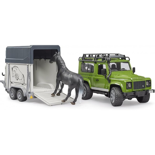 Land Rover Defender con rimorchio per...